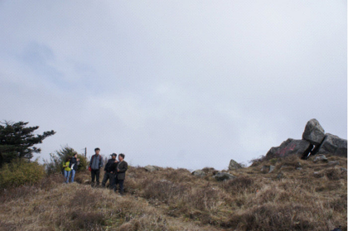 人类学系师生赴秦岭牛背梁国家级自然保护区考察